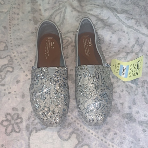 Toms Shoes - New Toms Classic Silver Lace Glitz Floral Glitter Slip On Sz 9